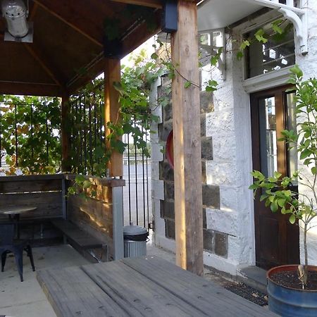 Elephant Bridge Hotel Darlington Bagian luar foto