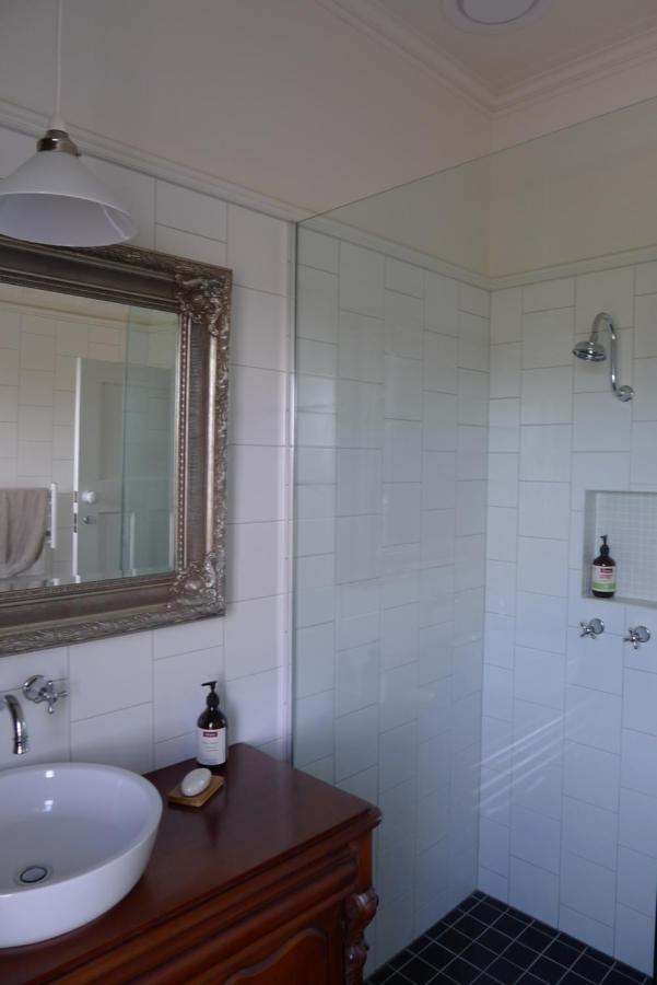 Elephant Bridge Hotel Darlington Bagian luar foto
